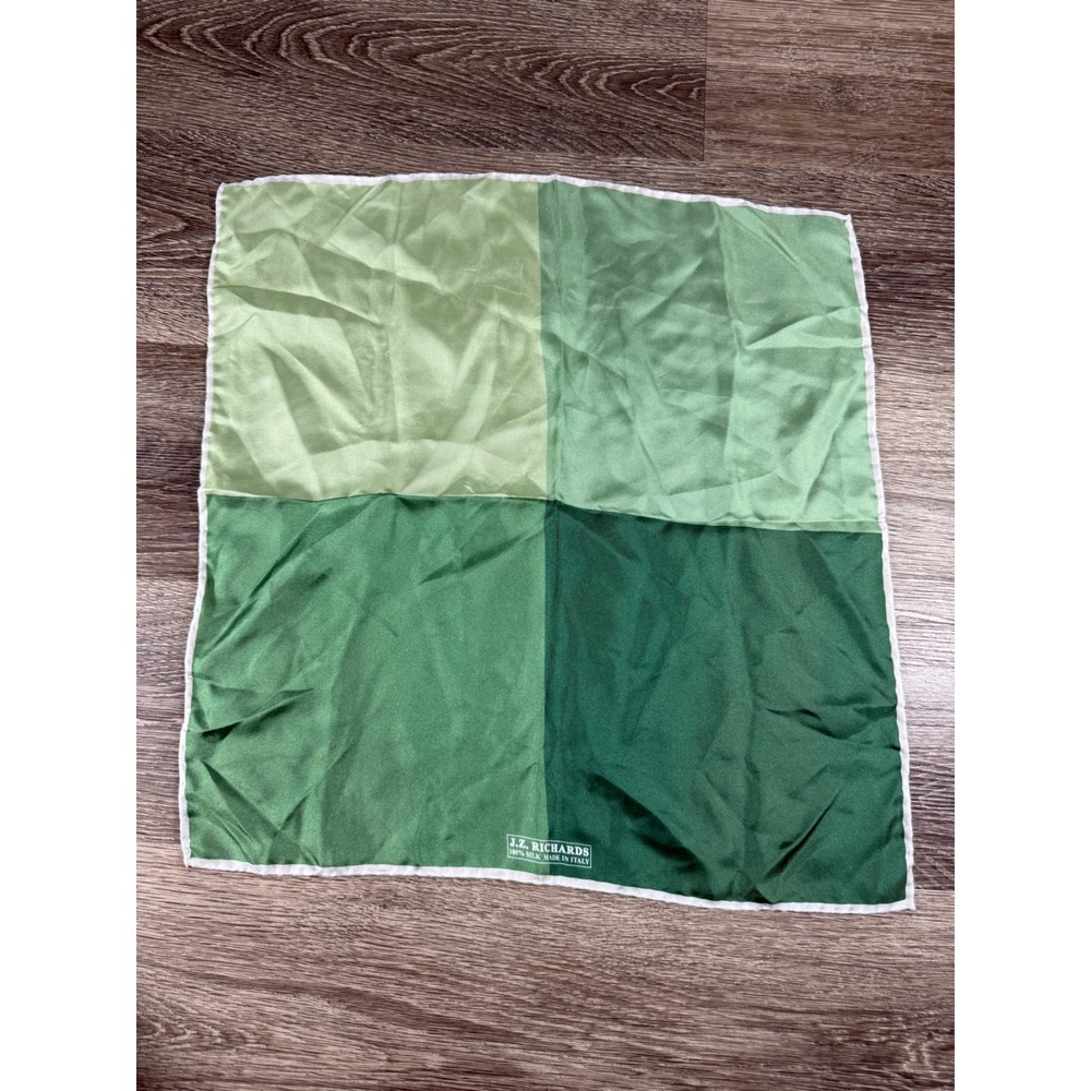 JZ Richards Mens Green Silk Pocket Square Made in Italy Color Block 16.5 Inch
